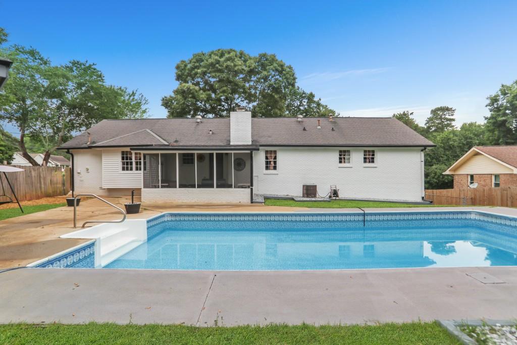 2136 Briarwood Court
