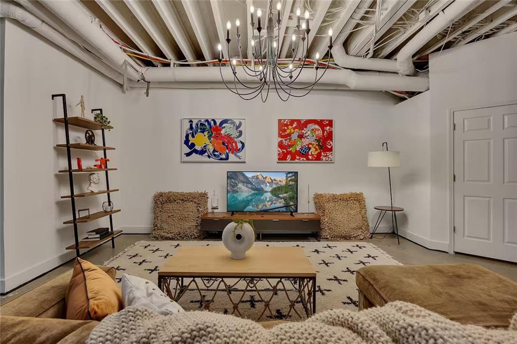 Atlanta, Georgia, 30307, United States, 5 Bedrooms Bedrooms, ,4 BathroomsBathrooms,Residential,Active,2038109