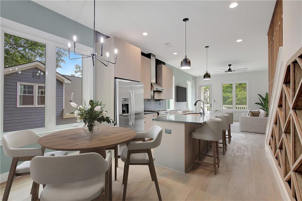 462 Connally Street SE