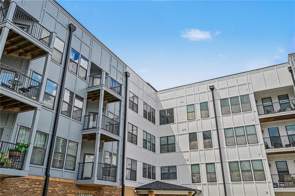 898 Oak Street SW 1318