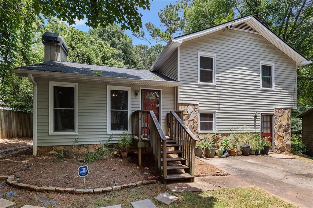 3221 BROMLEY ROWE