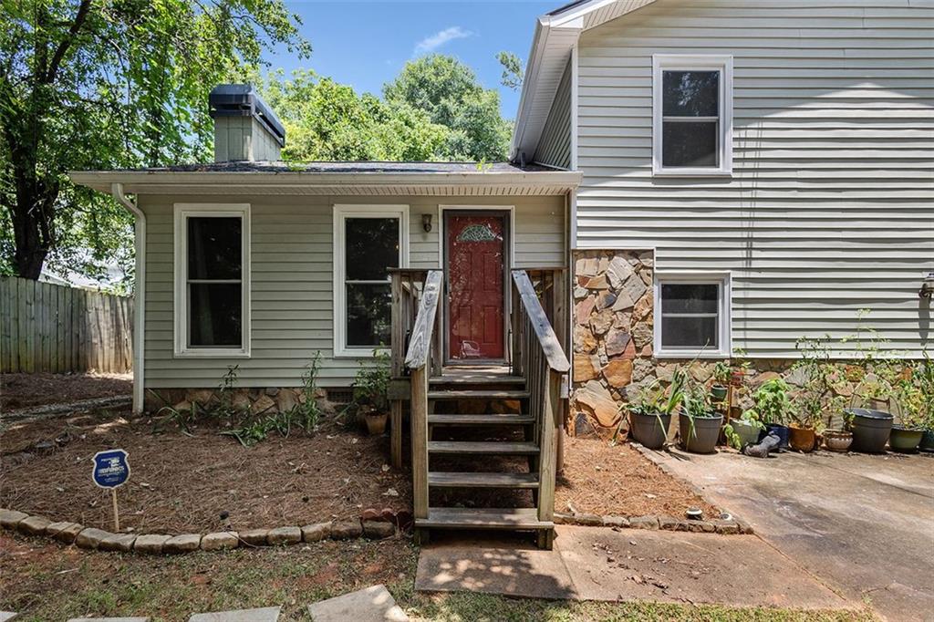 3221 BROMLEY ROWE