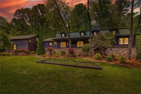 259 Eagle Chase Circle Dillard GA 30537
