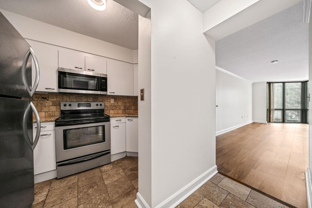 2870 Pharr Court South NW 203