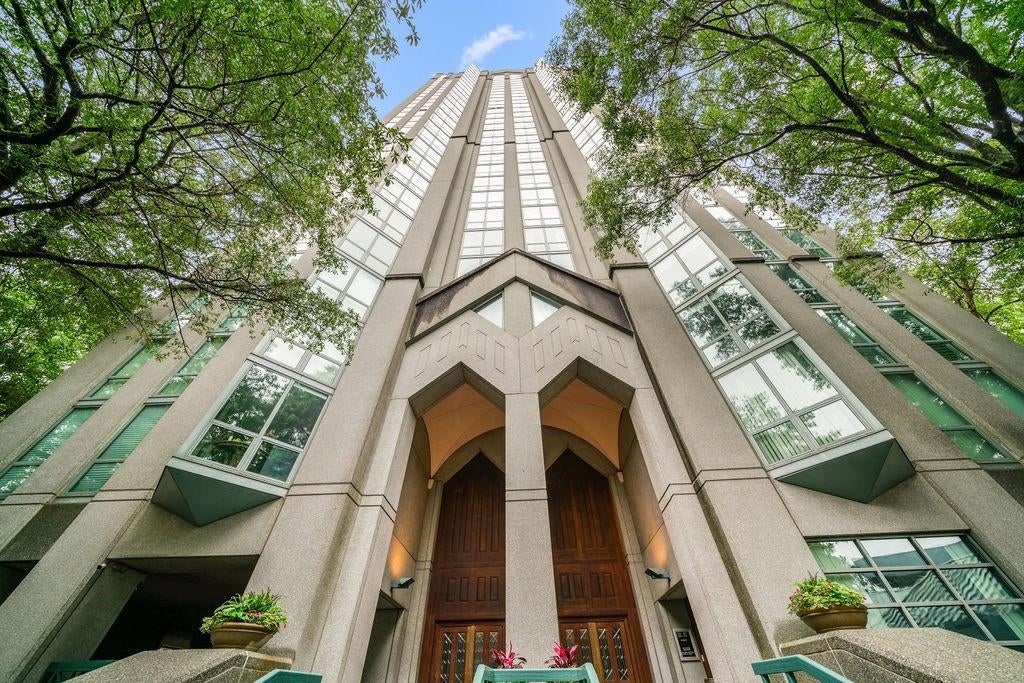 Photo of 2870 Pharr Court South NW #203, Atlanta, GA 30305 (MLS # 7786133)