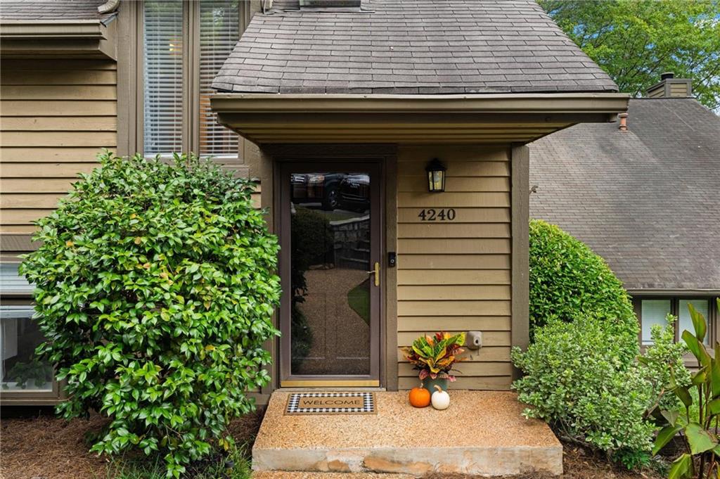 4240 D'youville Trace