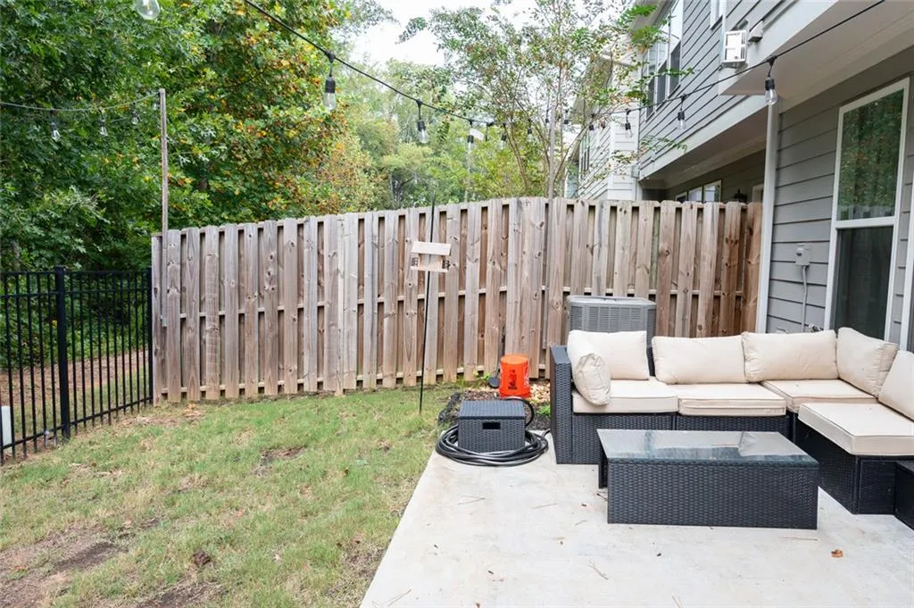 Alpharetta, Georgia 30009, United States, 3 Bedrooms Bedrooms, ,3 BathroomsBathrooms,Residential,Coming Soon,219409