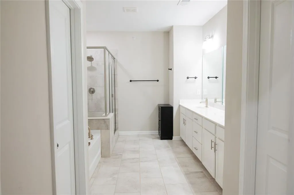 Alpharetta, Georgia 30009, United States, 3 Bedrooms Bedrooms, ,3 BathroomsBathrooms,Residential,Coming Soon,219409