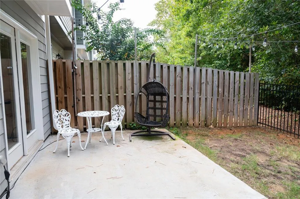 Alpharetta, Georgia 30009, United States, 3 Bedrooms Bedrooms, ,3 BathroomsBathrooms,Residential,Coming Soon,219409