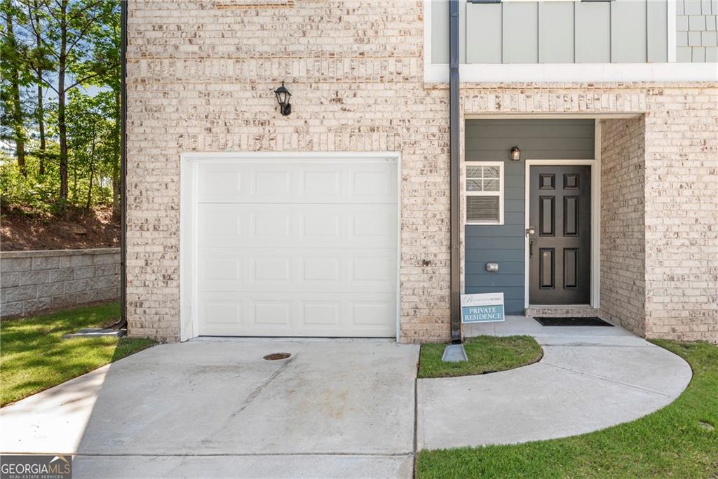7041 Livia Point