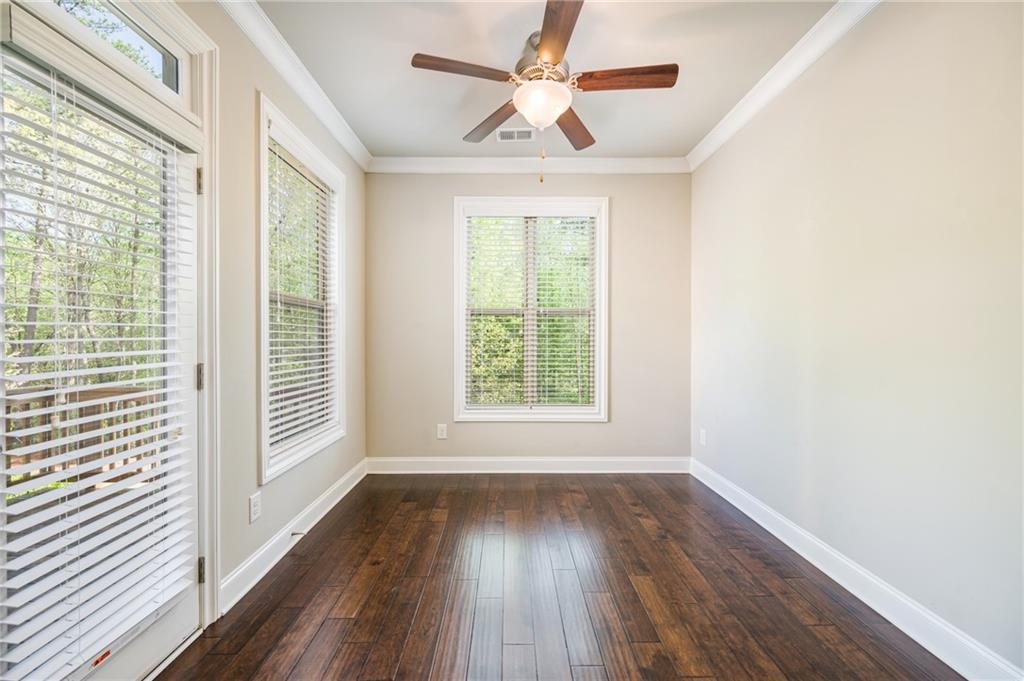 1026 Township Square, Alpharetta, Georgia image 8