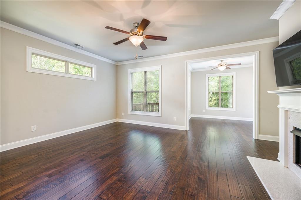 1026 Township Square, Alpharetta, Georgia image 9