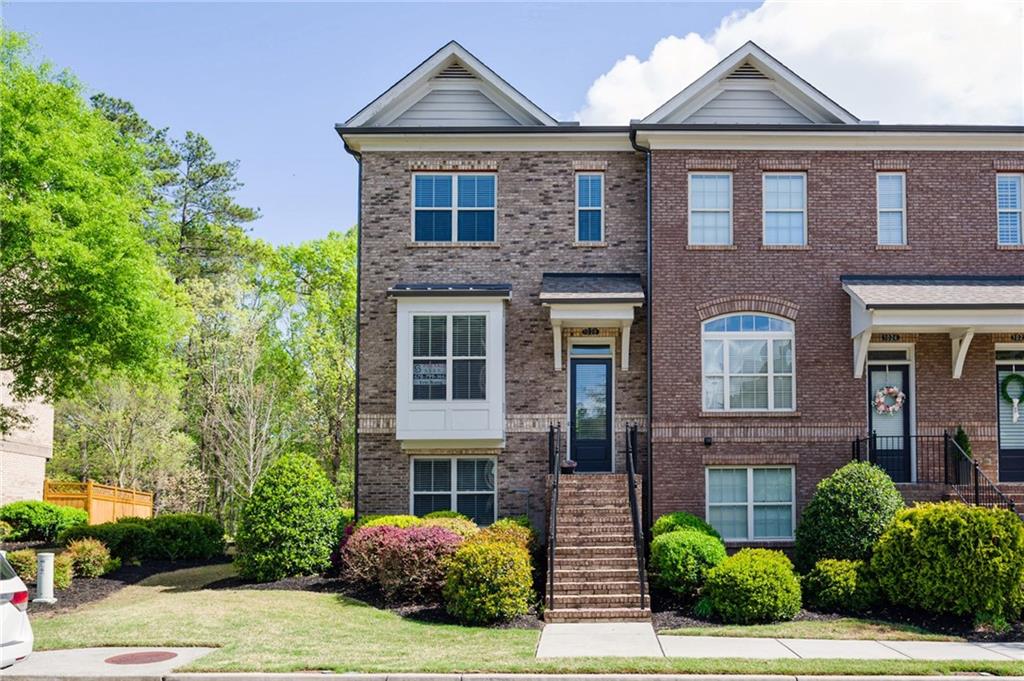 1026 Township Square, Alpharetta, Georgia image 1