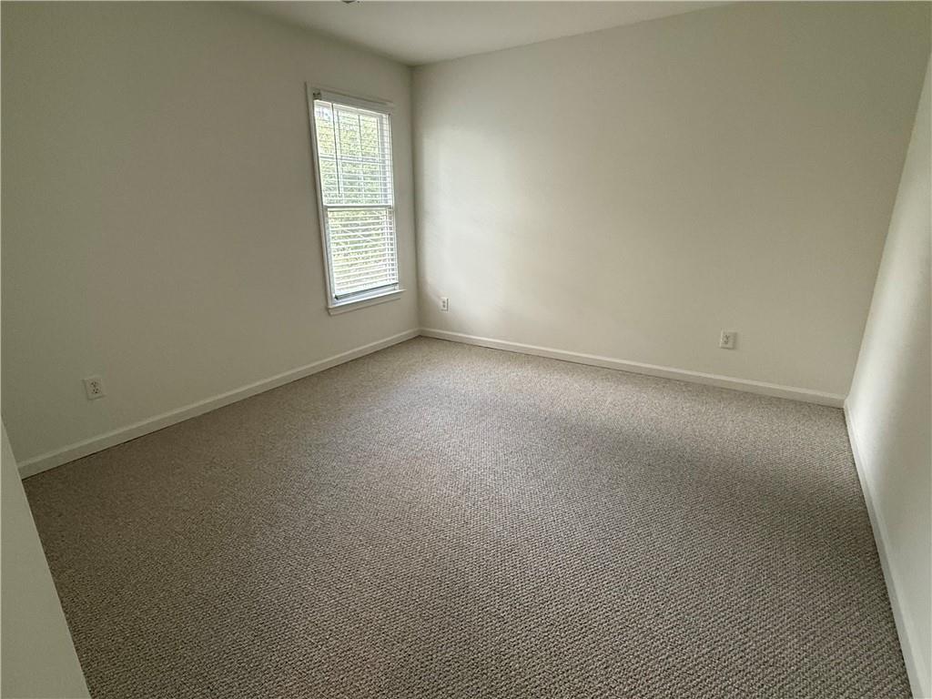 9560 Knollcrest Boulevard, Alpharetta, Georgia image 22