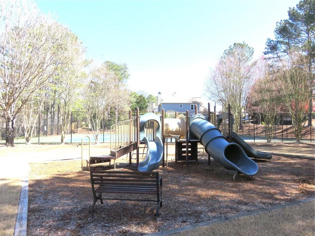 9560 Knollcrest Boulevard, Alpharetta, Georgia image 35
