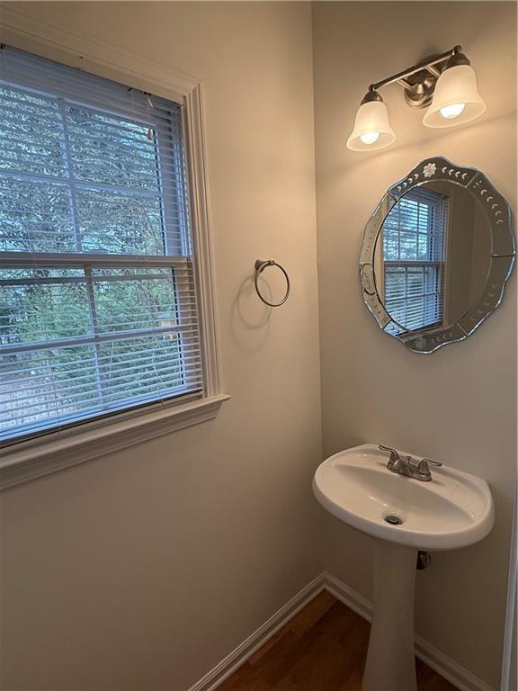 9560 Knollcrest Boulevard, Alpharetta, Georgia image 13