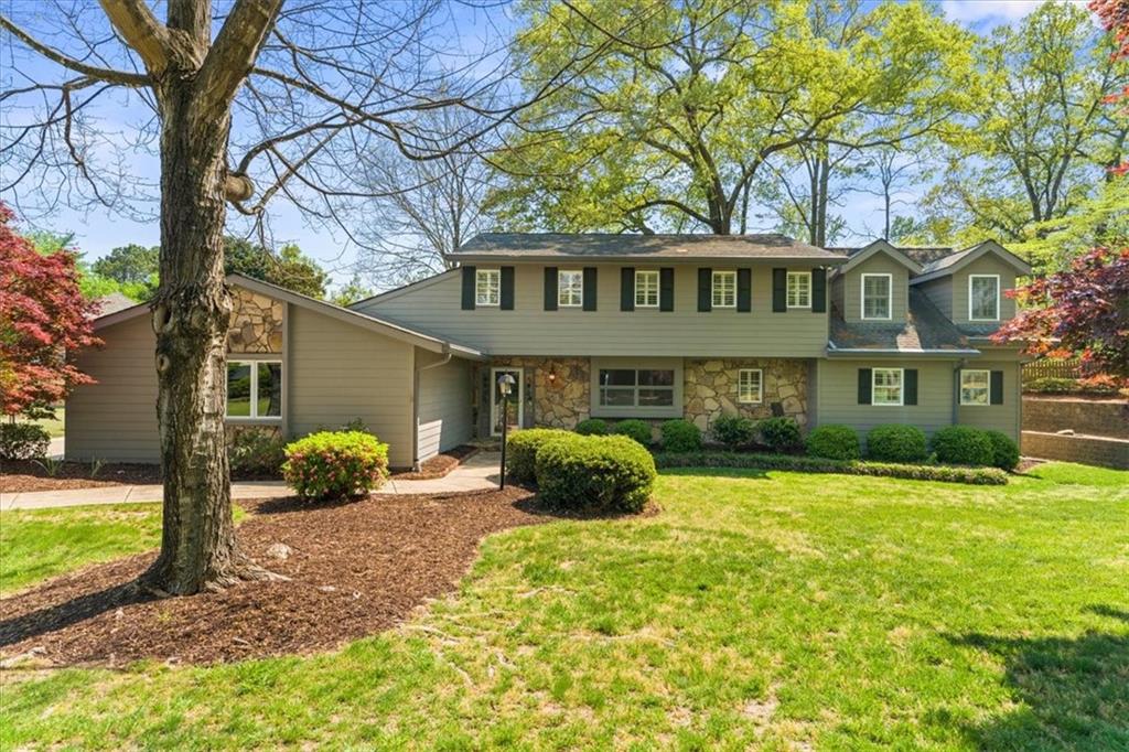 3312 Hunterdon Way SE