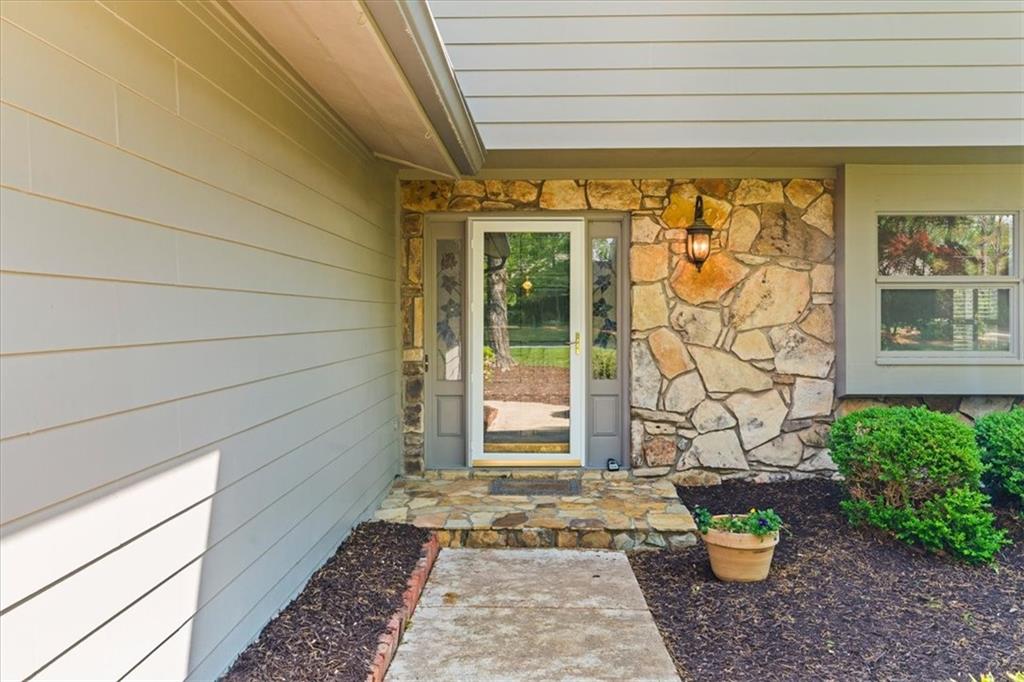 3312 Hunterdon Way SE