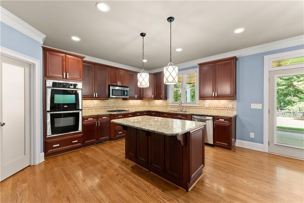 6120 Briarpatch Court