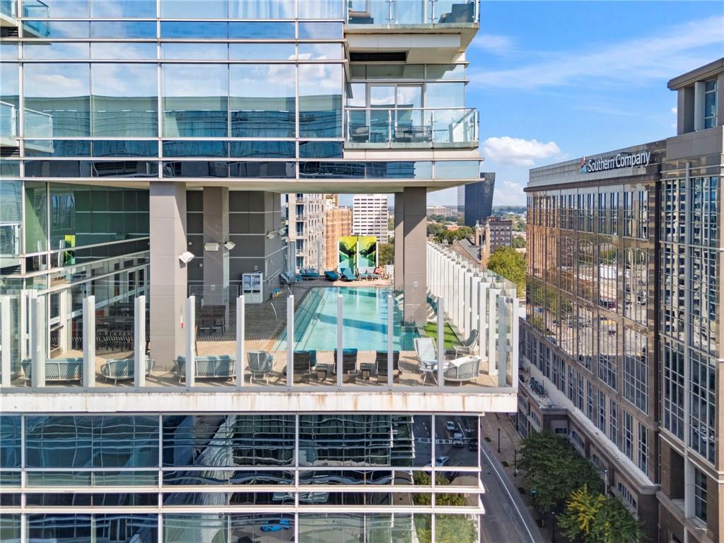 W Residences - Residential