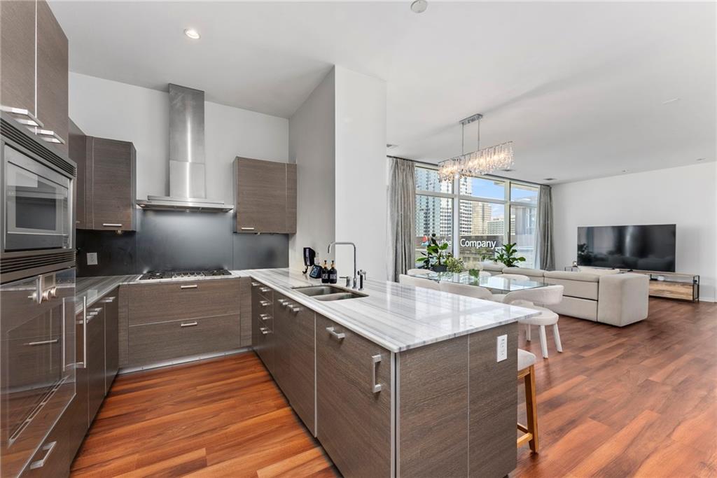 W Residences - Residential