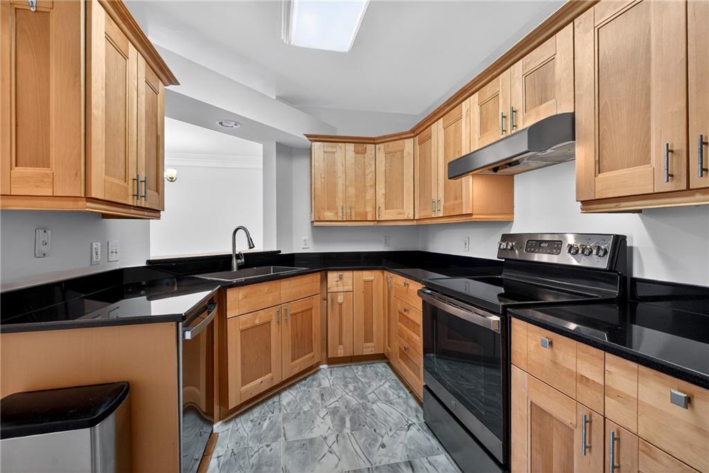 3334 Peachtree Road NE 911
