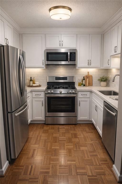 1800 Clairmont Lake 205