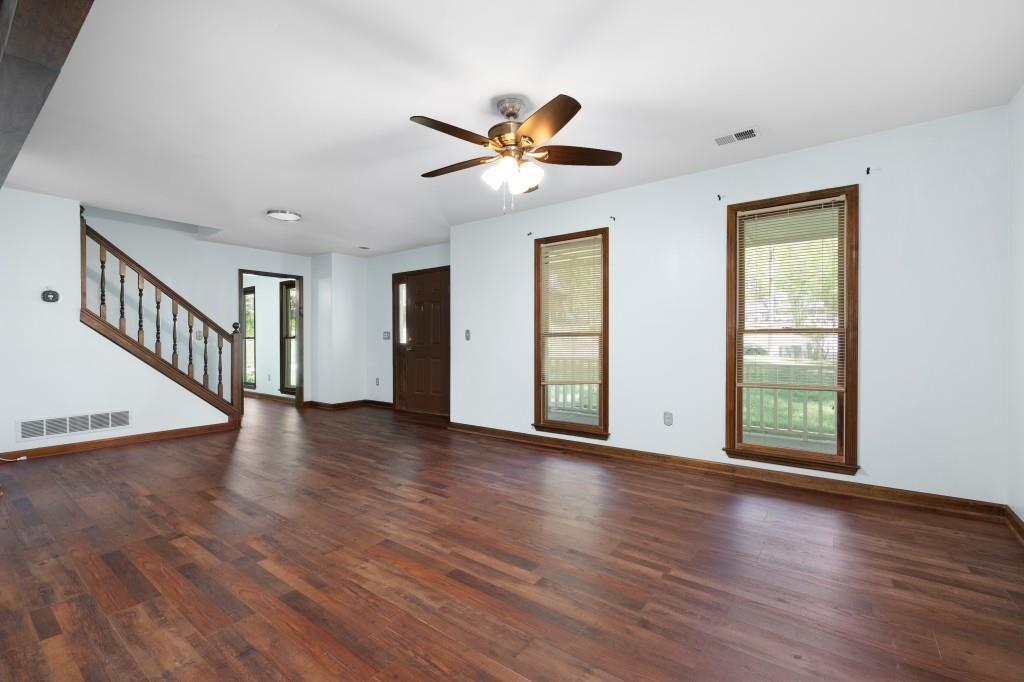 1061 Retner Drive, Mableton, Georgia image 9