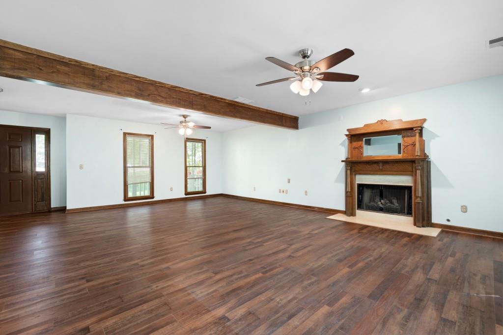 1061 Retner Drive, Mableton, Georgia image 12