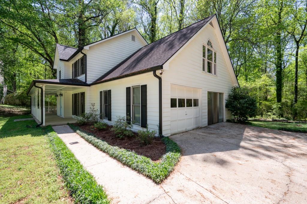 1061 Retner Drive, Mableton, Georgia image 38
