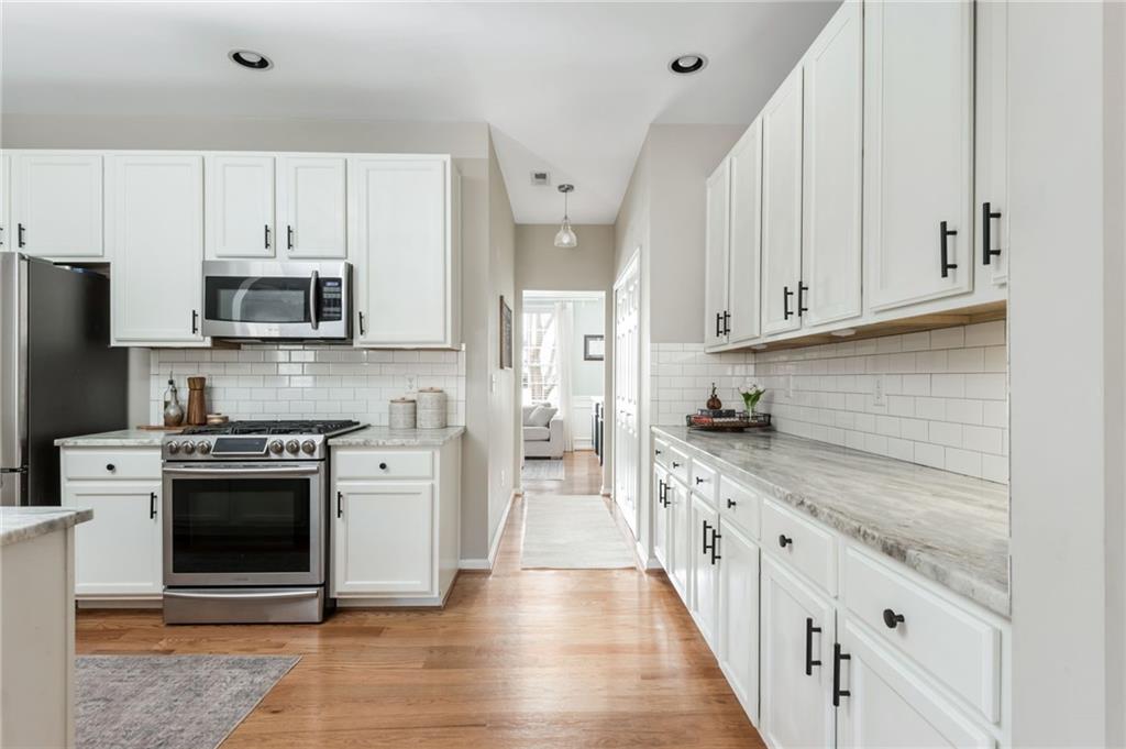4735 Longcourt Drive, Atlanta, Georgia image 13