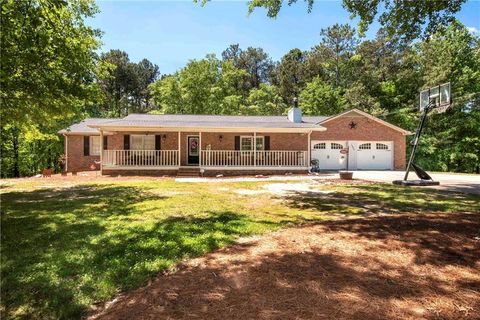 1880 Holman Road Hoschton GA 30548
