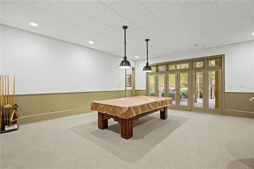 River Oaks - Residential