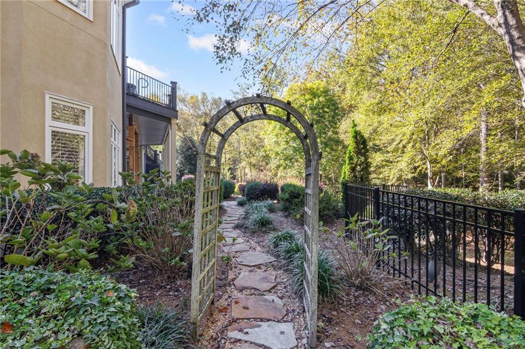 River Oaks - Residential
