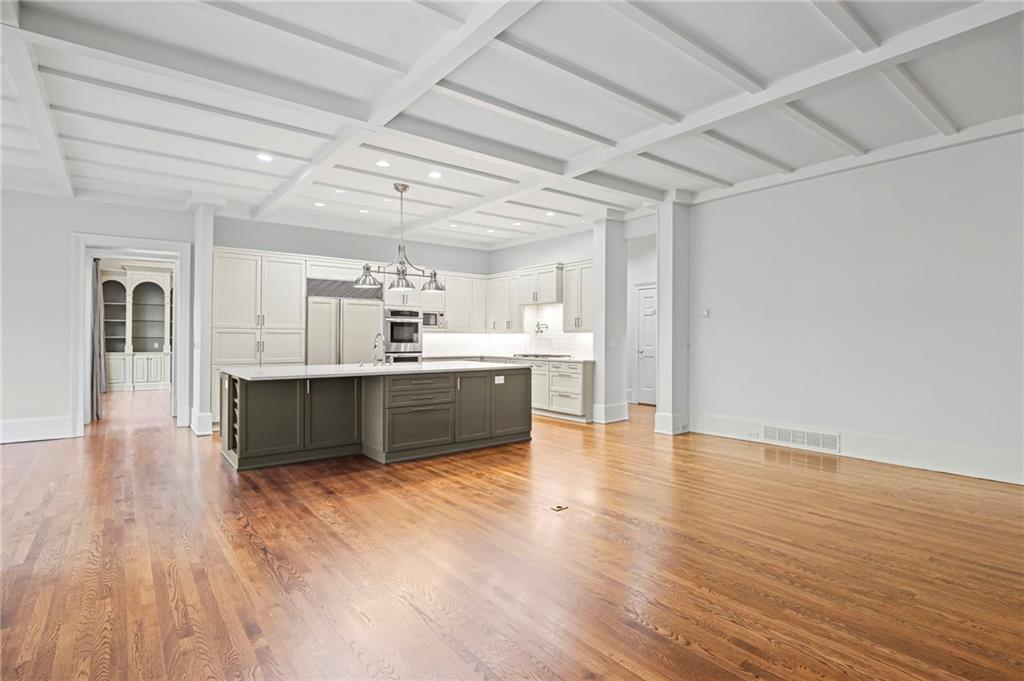 River Oaks - Residential