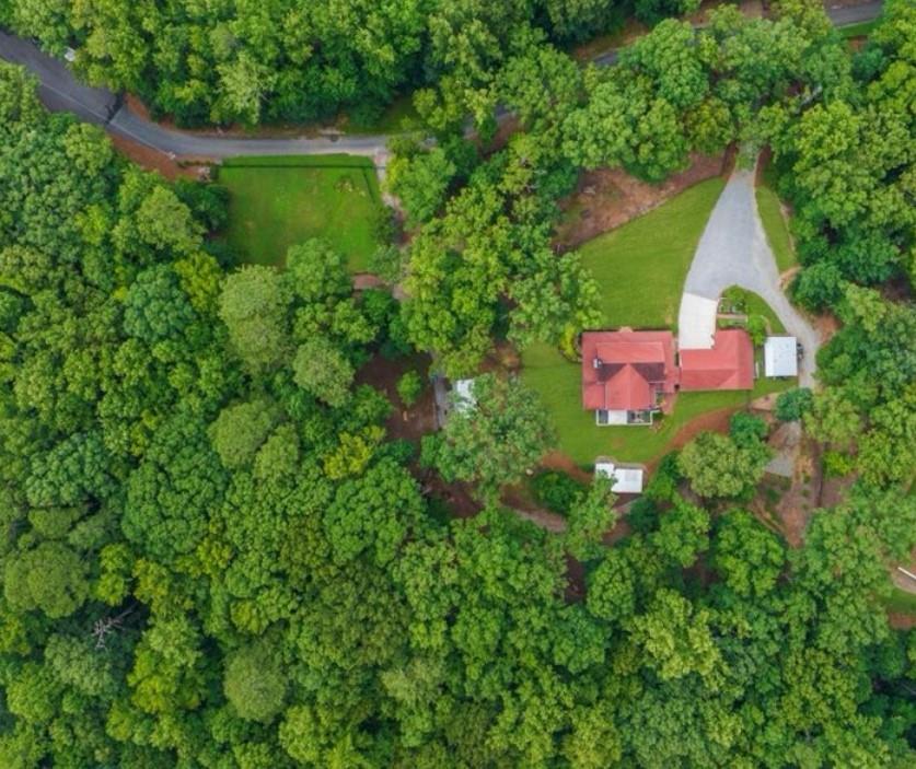 352 Woodmont Court
