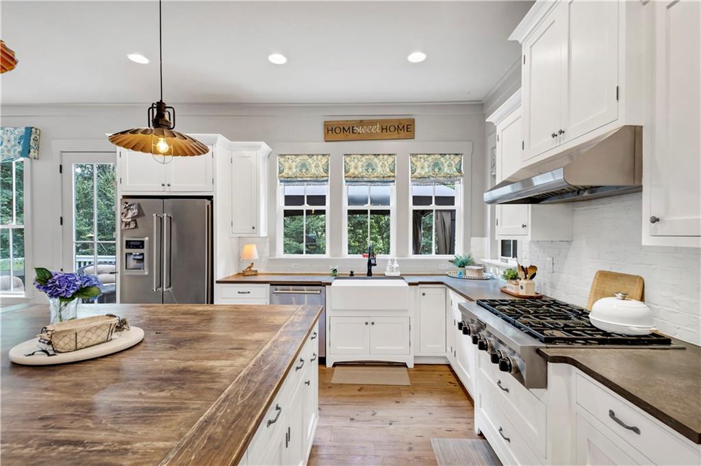 352 Woodmont Court