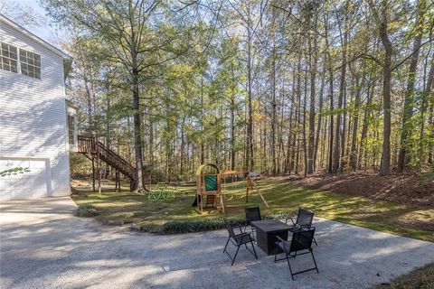 A home in Powder Springs