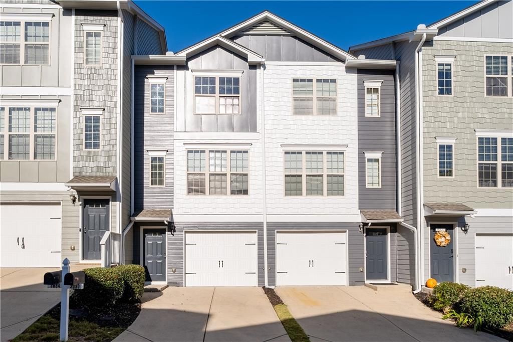 Photo of 3030 Liberty Way NW, Atlanta, GA 30318 (MLS # 7704596)