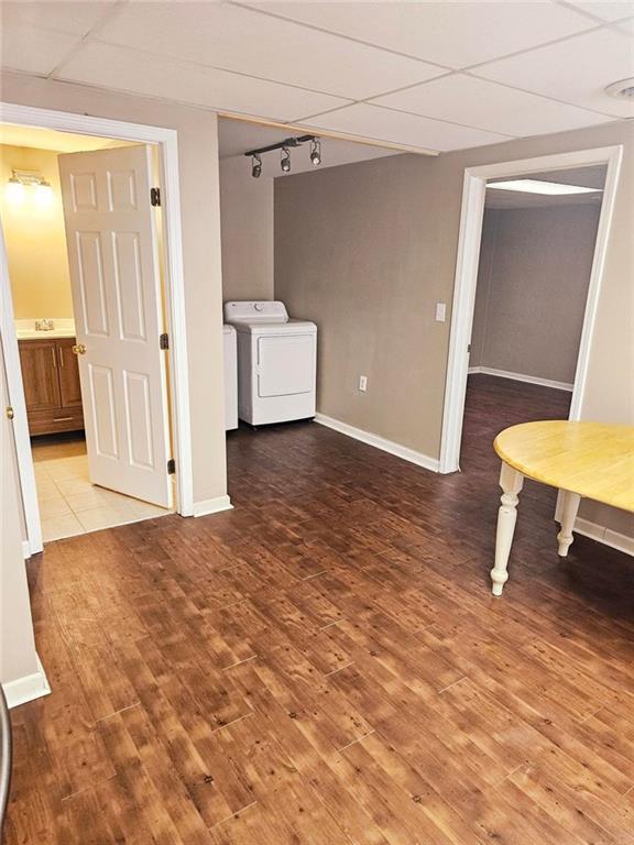 KERRY CREEK - Residential Lease
