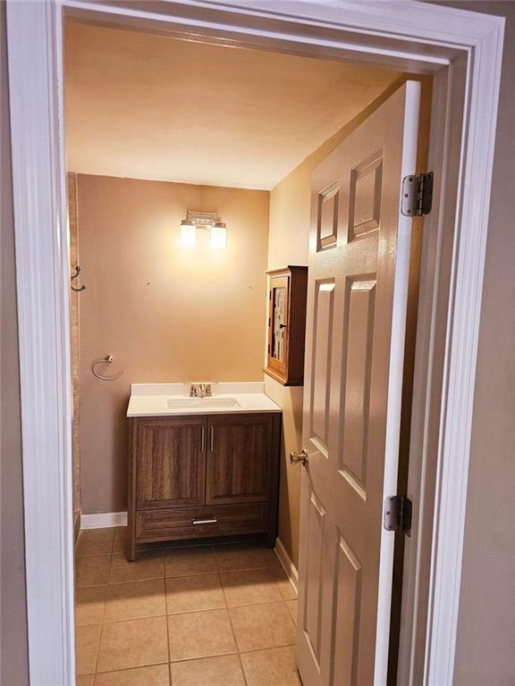 KERRY CREEK - Residential Lease