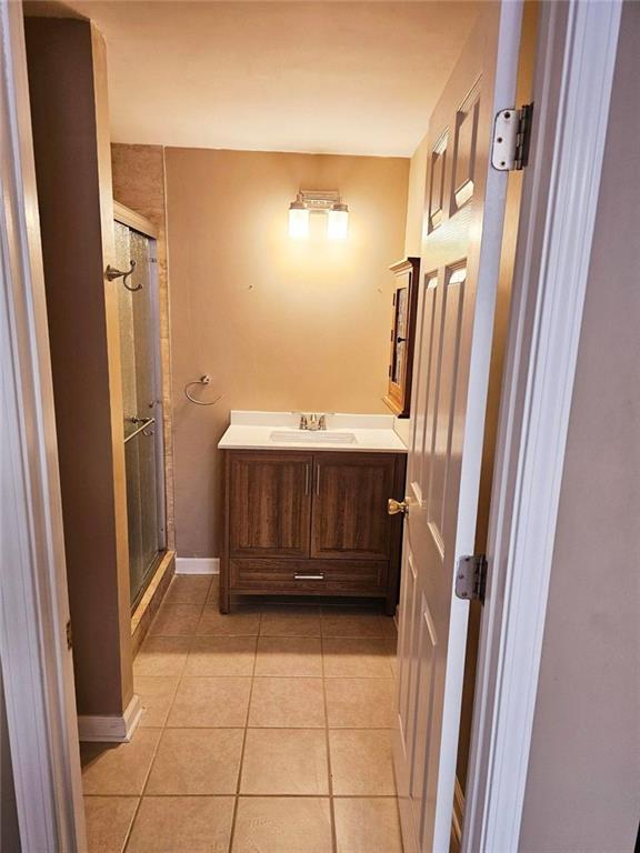 KERRY CREEK - Residential Lease