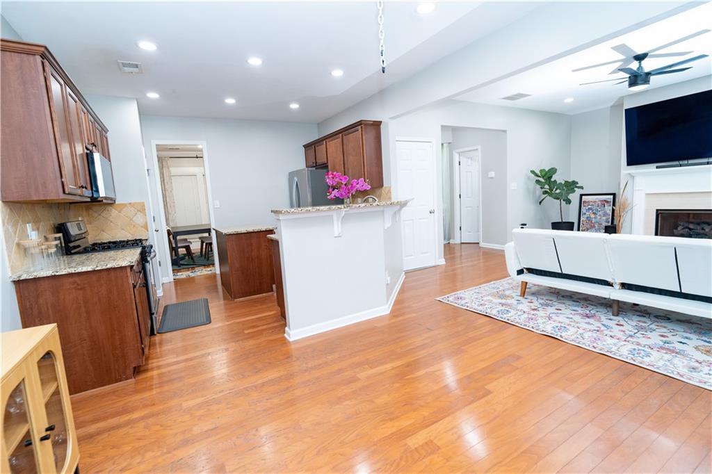 Hanover Pointe - Residential