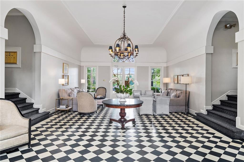 200 Montgomery Ferry Drive NE 30