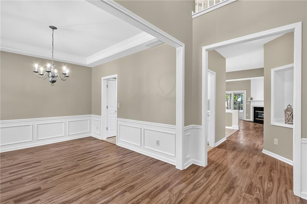 127 Churchcliff Drive