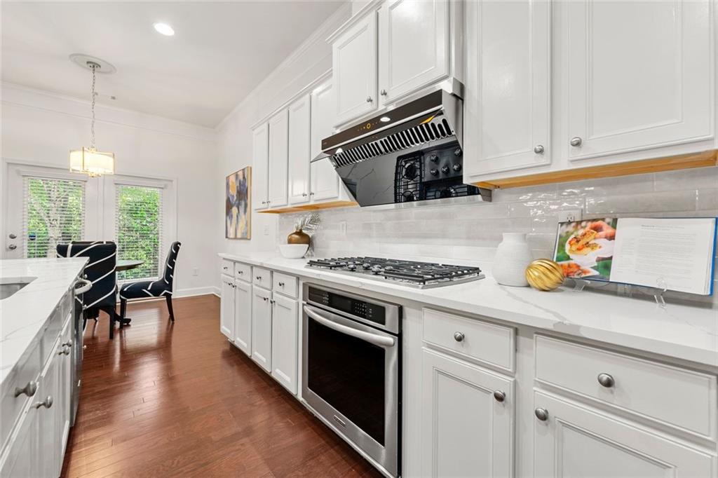 5534 Parkerton Lane