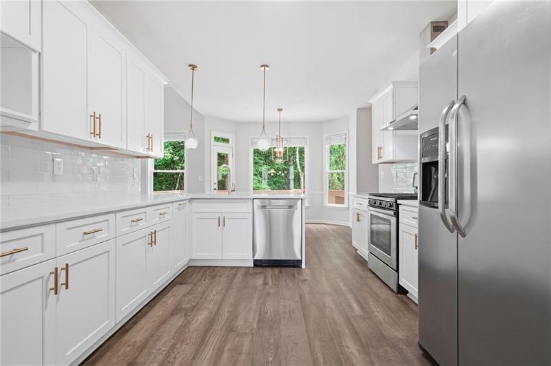 112 Adelaide Crossing