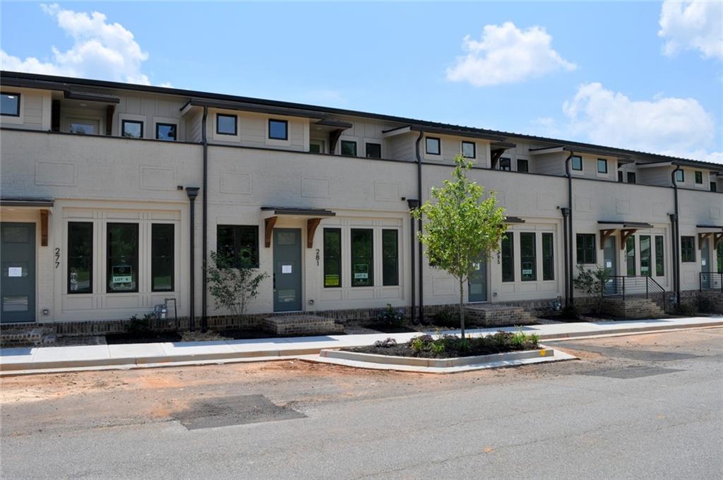 The Carlyle - Residential