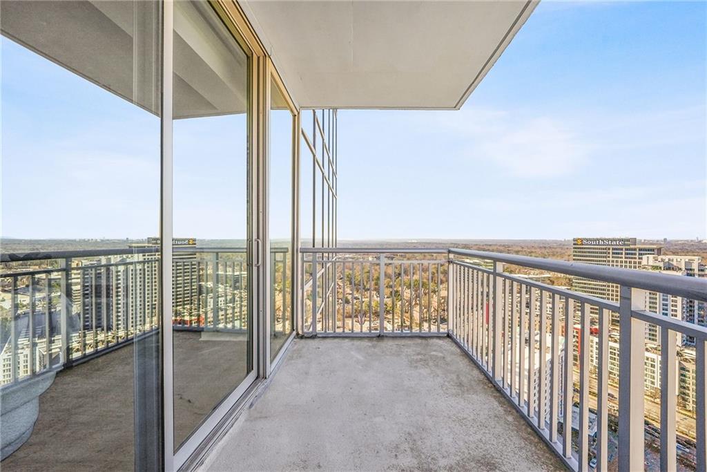 3338 Peachtree Road NE 3302