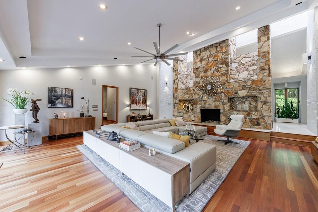 5120 Jett Forest Trail, Atlanta, Georgia image 9